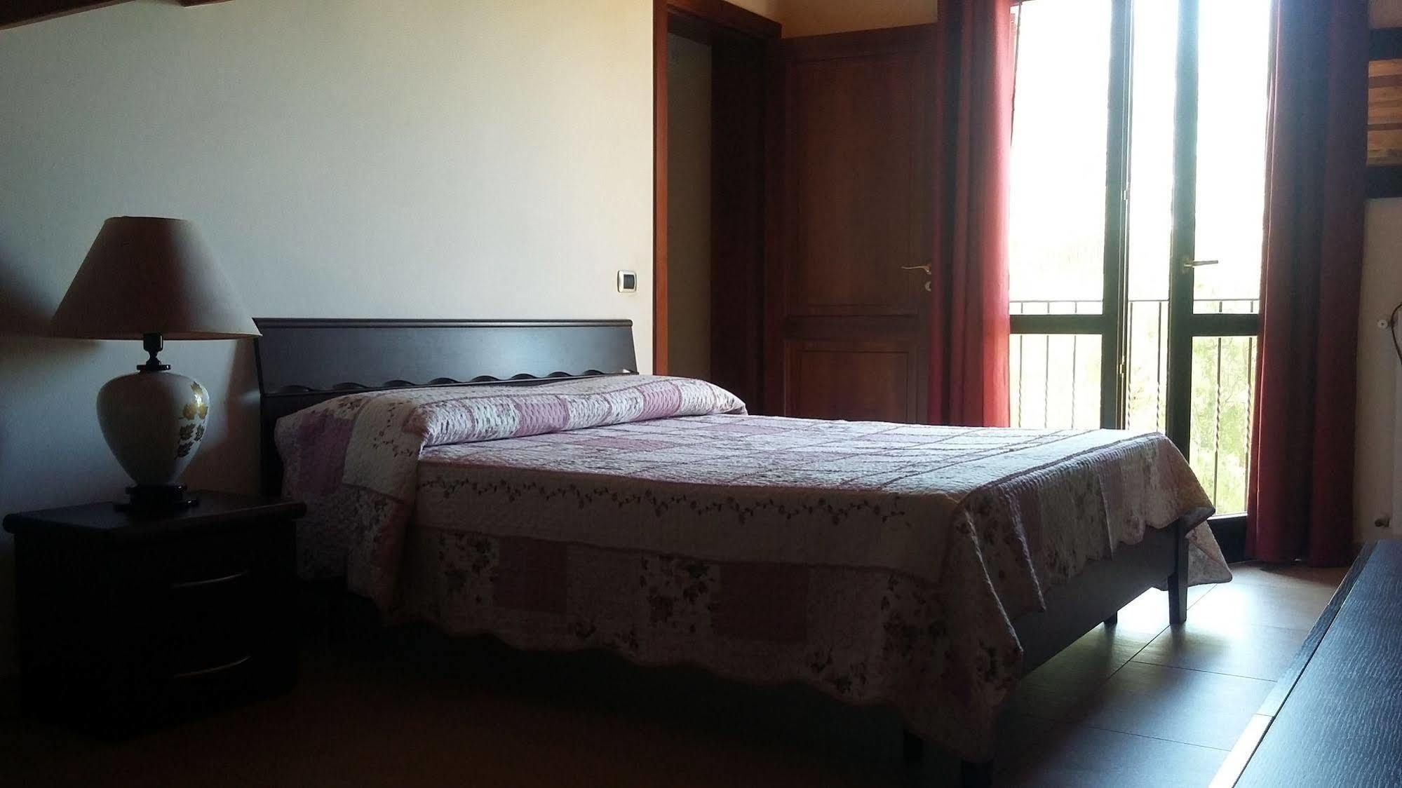 B&B Castellazzo Пачеко Екстер'єр фото